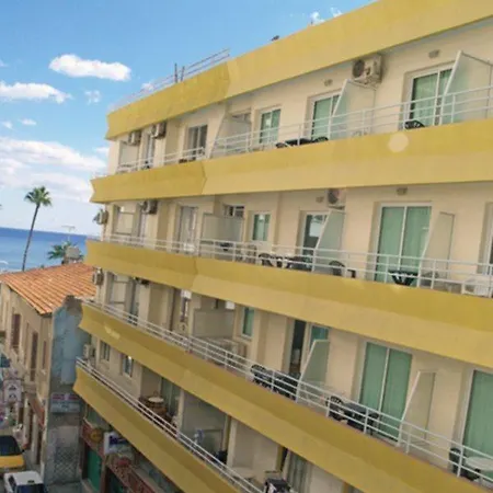 מלון דירות Palm Sea לרנקה