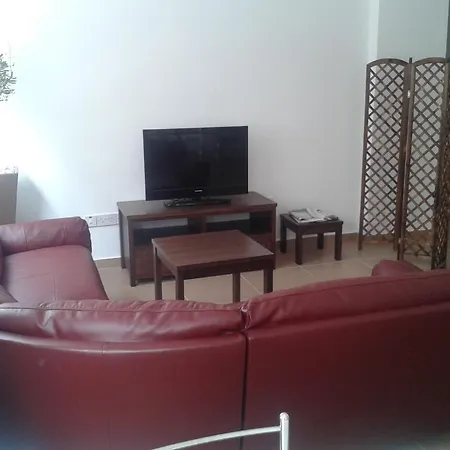 Palm Sea Hotel de apartamente Larnaca