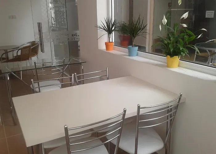 Palm Sea Lägenhetshotell Larnaca