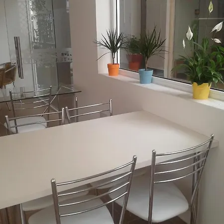 Palm Sea Apartmanhotel Lárnaka